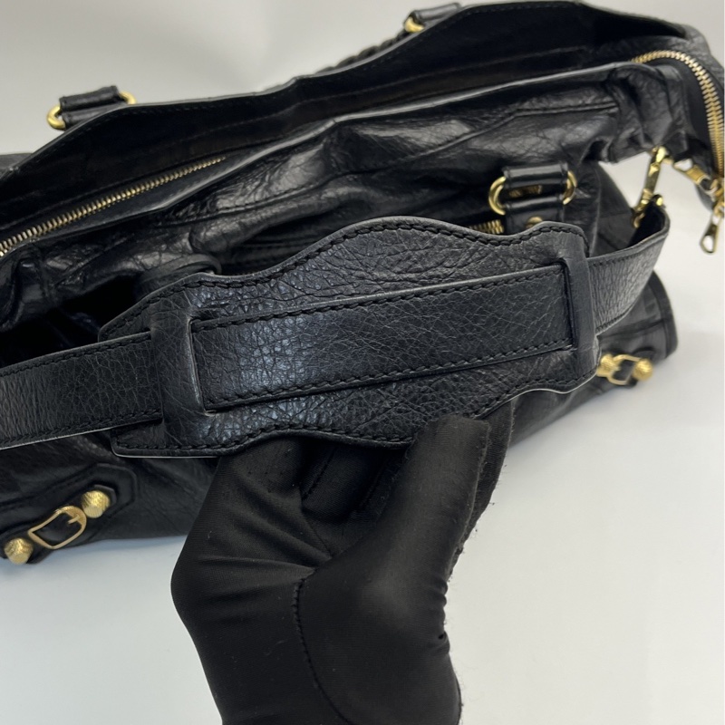 🏷️ Balenciaga 黑金機車包-9