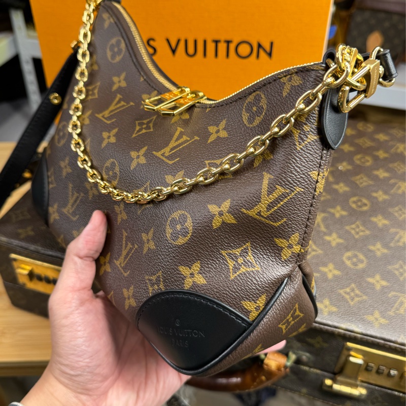 上架中🔑Louis Vuitton 新款原花Boulogne黑牛角肩背-5