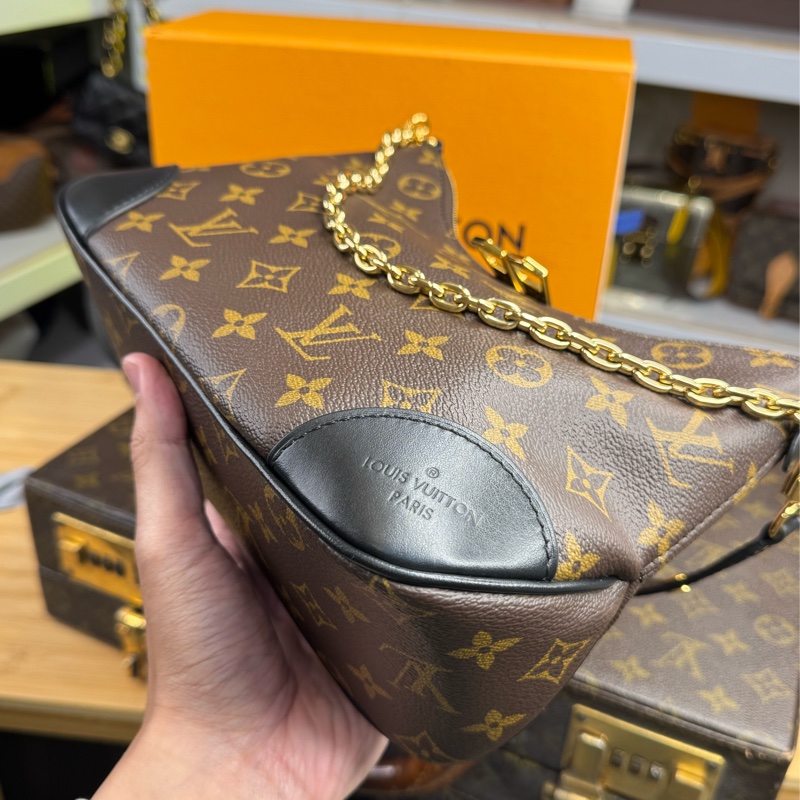 上架中🔑Louis Vuitton 新款原花Boulogne黑牛角肩背-6