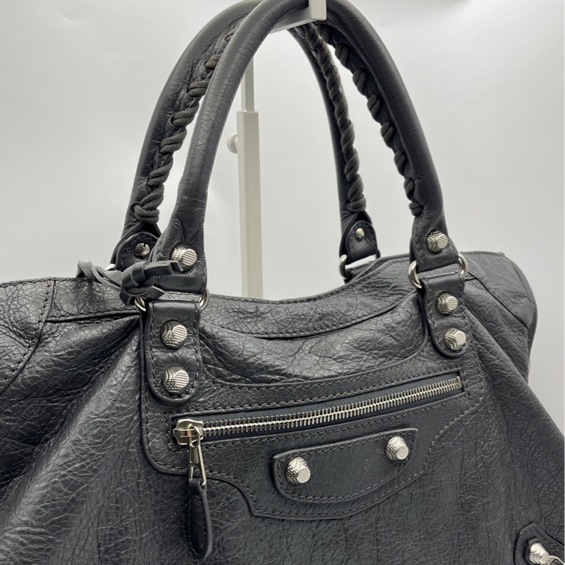 🏷️ Balenciaga 灰色機車包-4