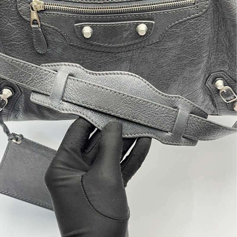 🏷️ Balenciaga 灰色機車包-11