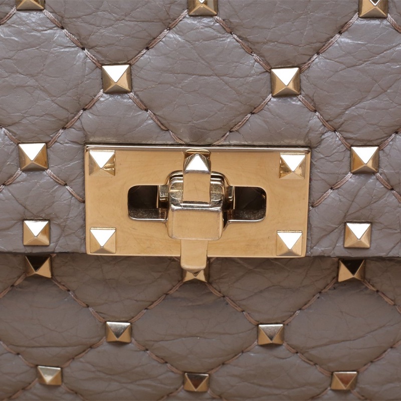 VALENTINO ROCKSTUDSPIKE中號鏈式手袋灰色牛皮淺金扣肩背包-4