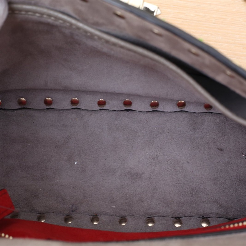 VALENTINO ROCKSTUDSPIKE中號鏈式手袋灰色牛皮淺金扣肩背包-5