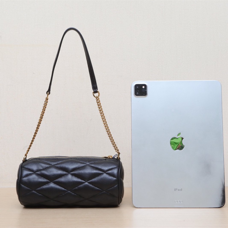 SAINT LAURENT Sade圓桶單肩腋下包Mini黑色羊皮金扣-2