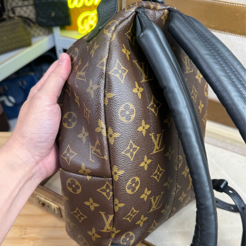 上架中🔑Louis Vuitton 老花Palm Springs 小款後背包-13