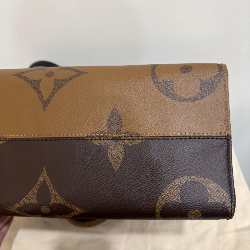 LV ONTHEGO MM 帆布手提肩背手提托特包-10