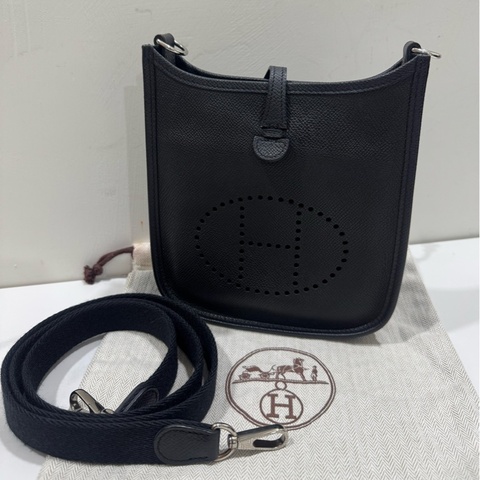 HERMÈS Mini Evelyne 黑色斜背包