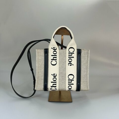 CHLOE 黑帆布WOODY SMALL包