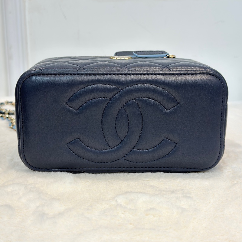 CHANEL雙拼藍色系化妝包💙🩵-4