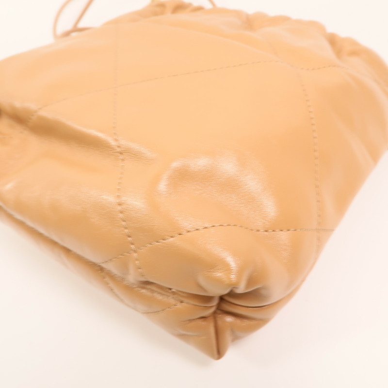 CHANEL 牛皮皮革Chanel 22 Mini金扣鏈帶肩背袋-11