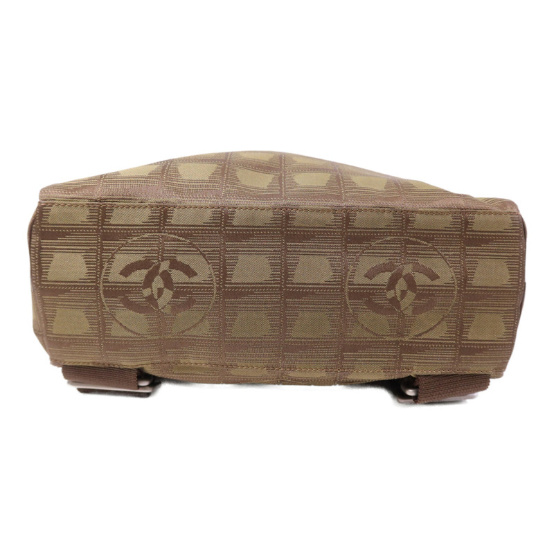 CHANEL 尼龍New Travel Line Backpack銀扣背包-3