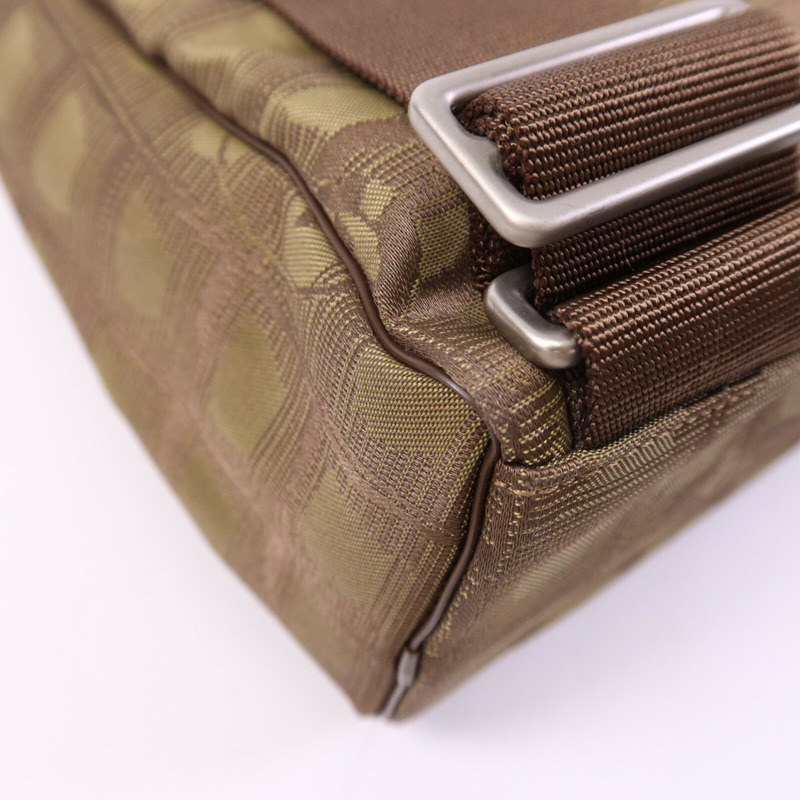 CHANEL 尼龍New Travel Line Backpack銀扣背包-12