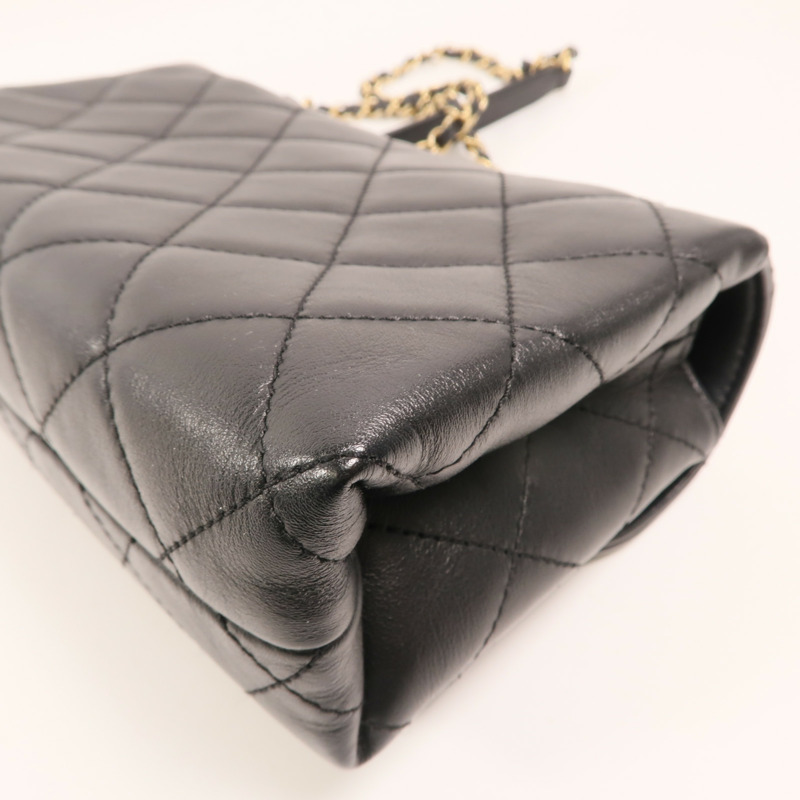 CHANEL 牛皮皮革Enchained Flap金扣鏈帶肩背袋-10