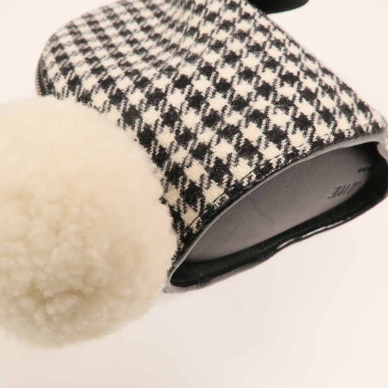 LOEWE 牛皮皮革/針織布料Bunny Mini Bag銀扣肩背袋-11