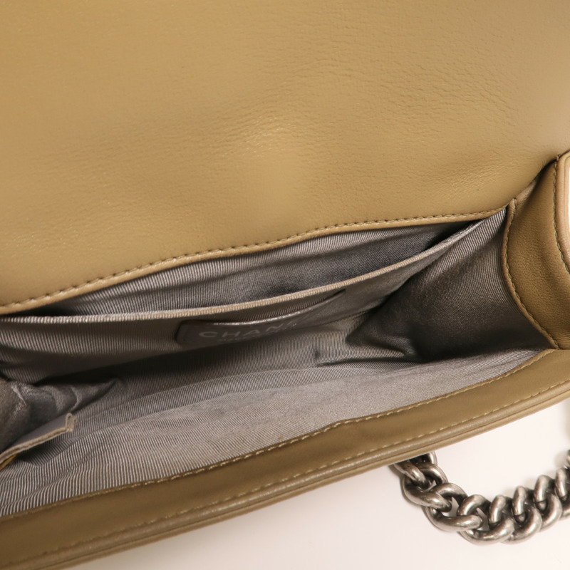 CHANEL 羊皮皮革Boy 20鏈帶肩背袋-4