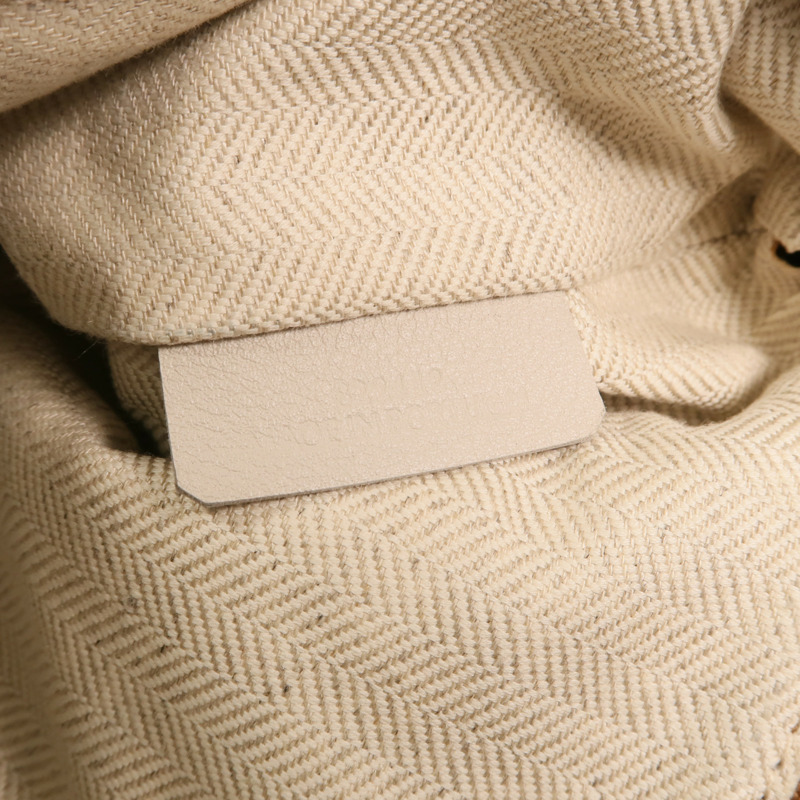 LOEWE 牛皮皮革Small Cubi Crossbody Bag銀扣鏈帶肩背袋-6