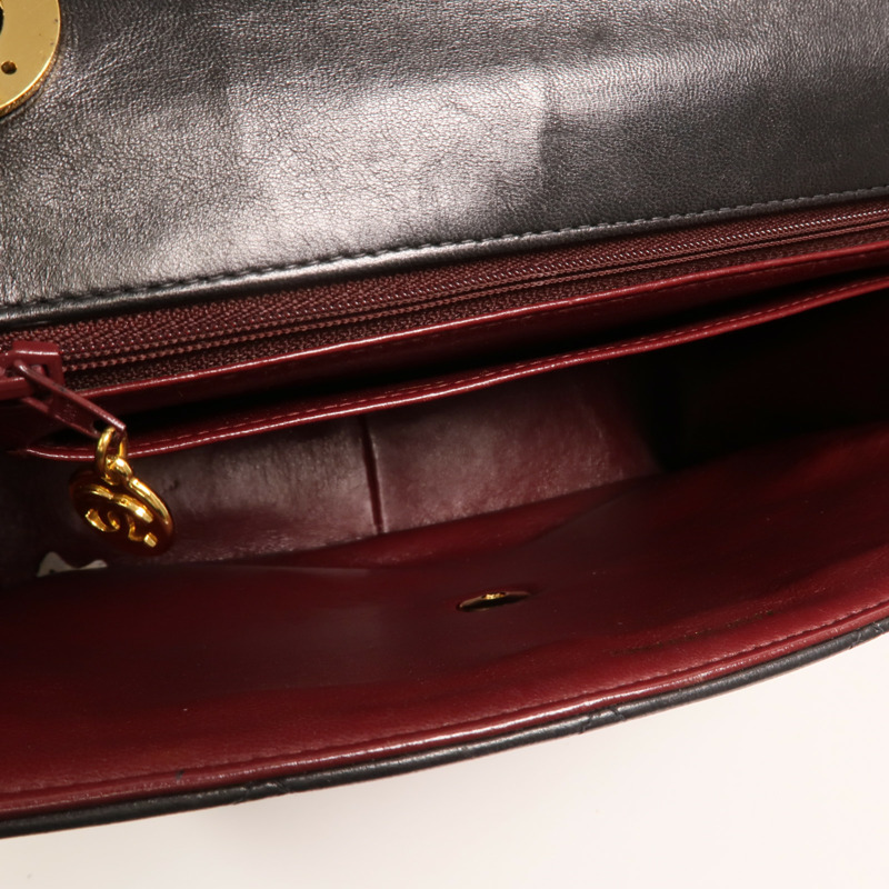 CHANEL 羊皮皮革Vintage Chain Shoulder金扣鏈帶肩背袋-4