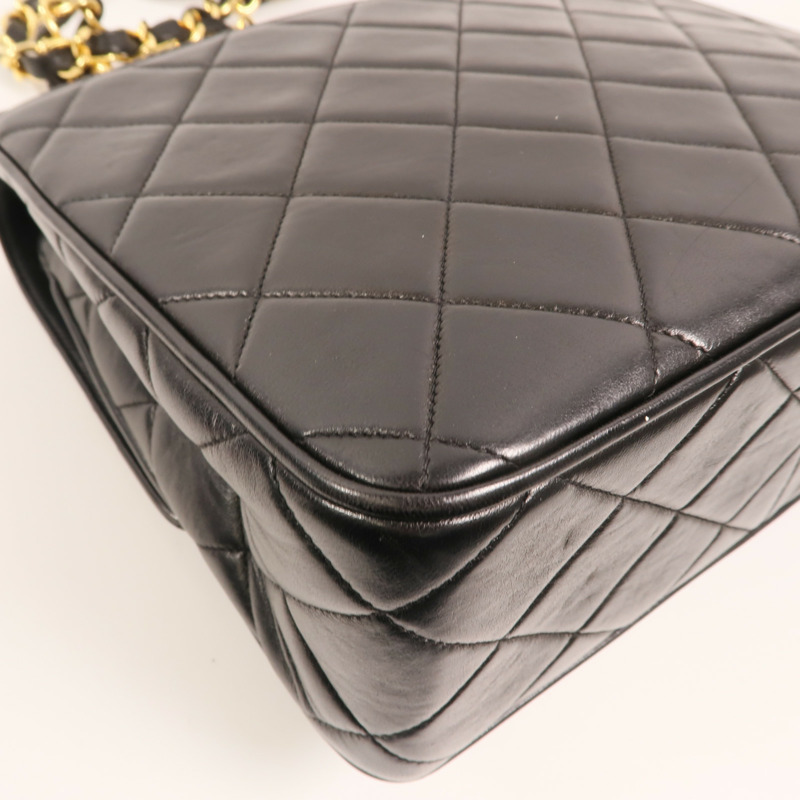 CHANEL 羊皮皮革Vintage Chain Shoulder金扣鏈帶肩背袋-12