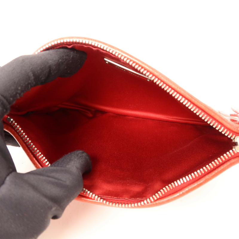 Miu Miu 牛皮皮革Pouch銀扣小袋-4