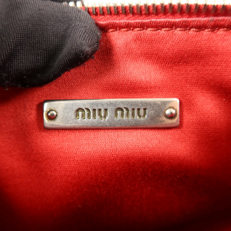 Miu Miu 牛皮皮革Pouch銀扣小袋-5