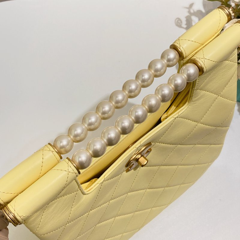 TW4764 Chanel 香奈兒 25P季節限定款 珍珠手柄 小雞黃肩背包 Small Shopping Bag Lambskin Light Yellow-10