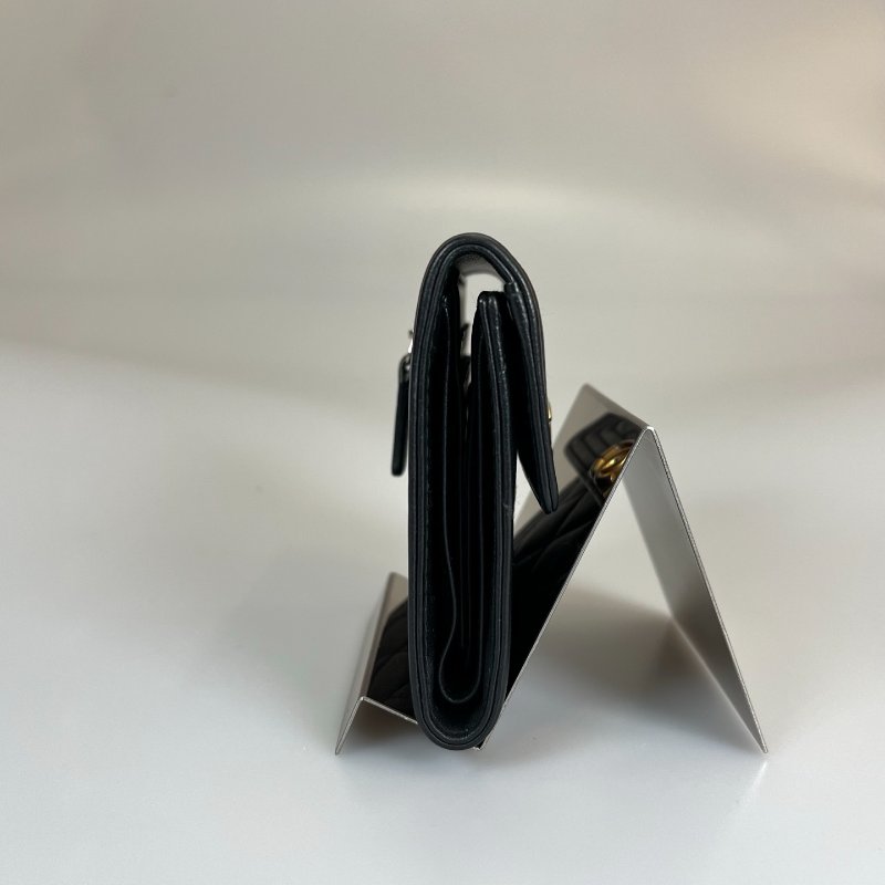 CHANEL BOY荔枝三折短夾 黑金-3