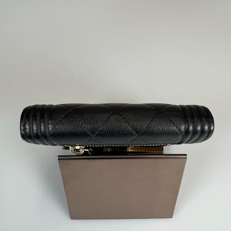 CHANEL BOY荔枝三折短夾 黑金-5