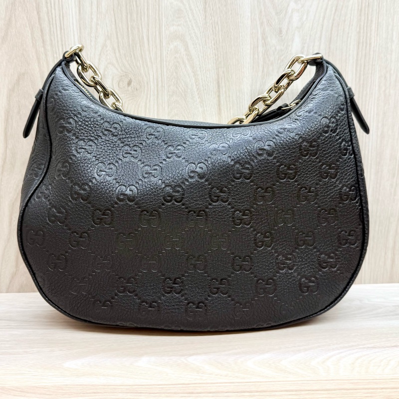 GUCCI黑壓紋兩用彎月包820453-18