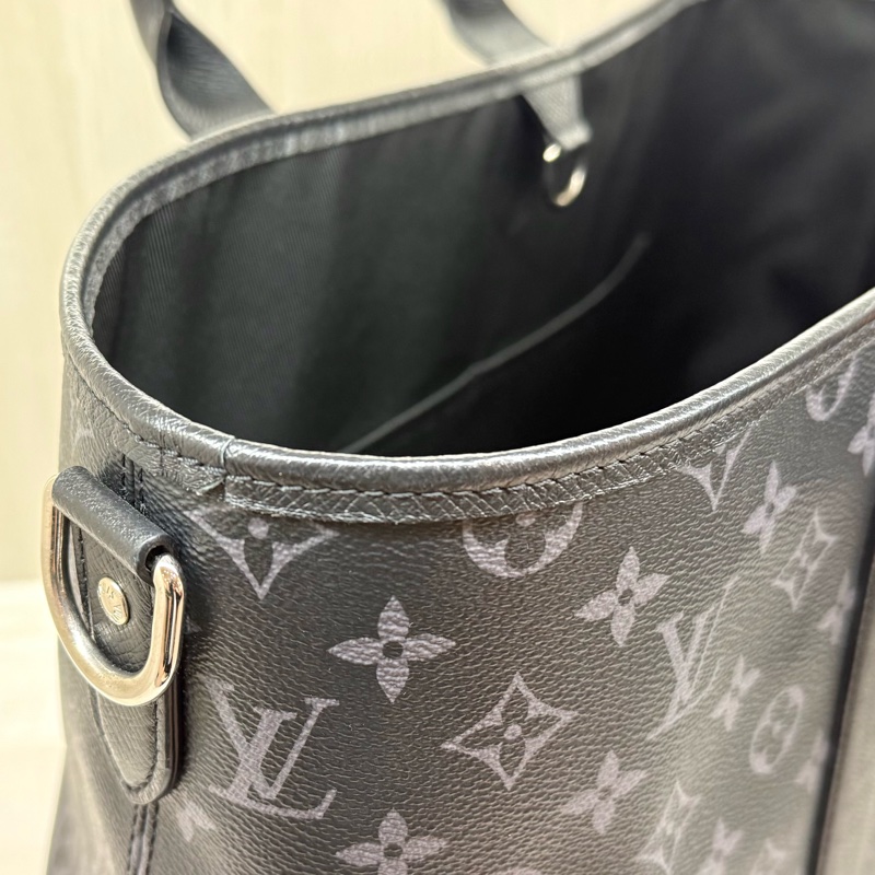 LV 黑Weekend NM托特包M30937-12