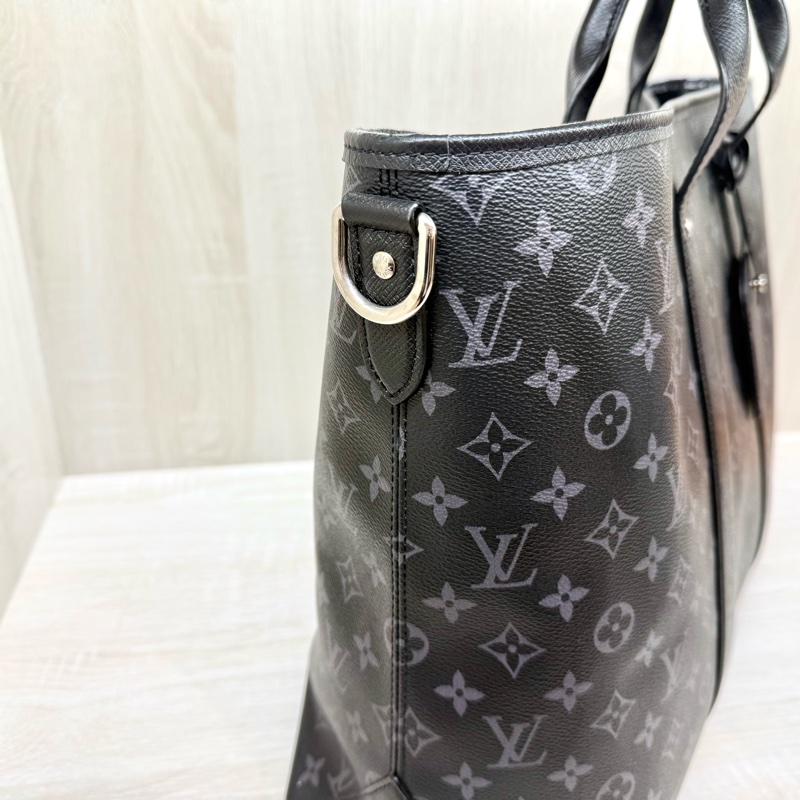 LV 黑Weekend NM托特包M30937-21