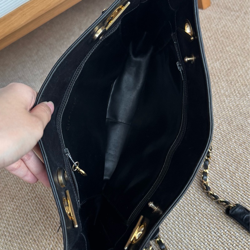 Chanel 皮革黑金肩背托特 老香-11