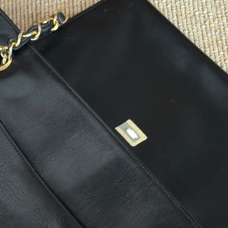 Chanel 皮革黑金肩背托特 老香-13