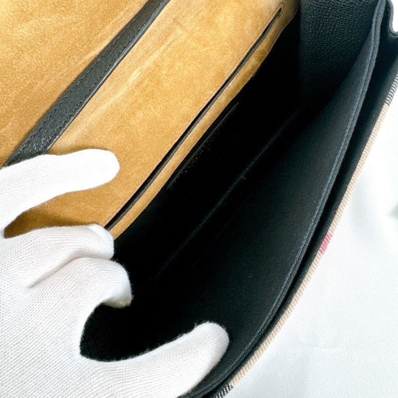 莉亞精品♡ Burberry 格紋信封包 二手美包-15