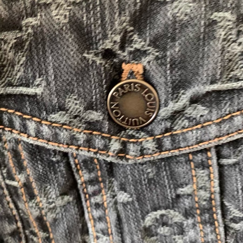 Lv老花外套38碼-1