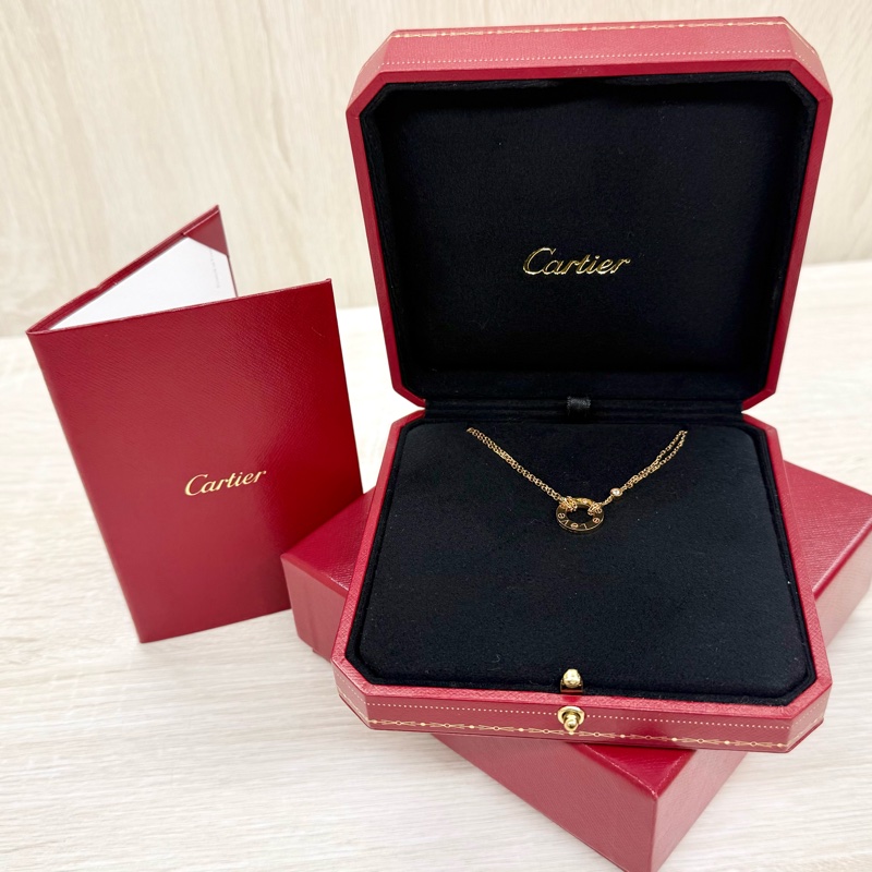 Cartier 玫瑰金LOVE吊墜，2顆鑽石0.03克拉 B7224509-1