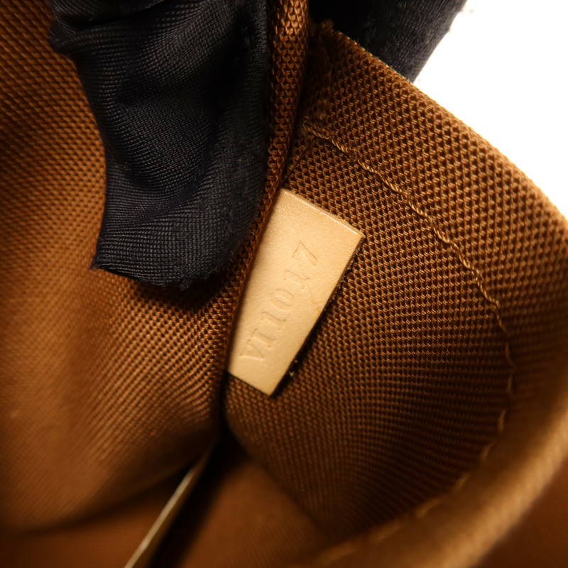 LOUIS VUITTON Monogram Riveting金扣肩背袋-6