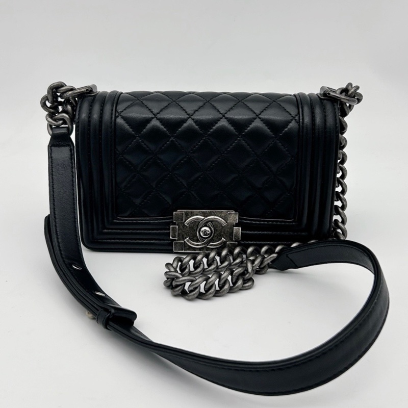 「JL精品代購」香奈兒黑銀小號羊皮leboy翻蓋鏈條斜挎包-3