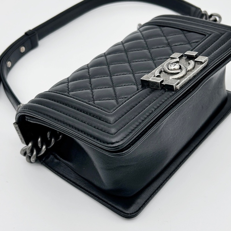 「JL精品代購」香奈兒黑銀小號羊皮leboy翻蓋鏈條斜挎包-8