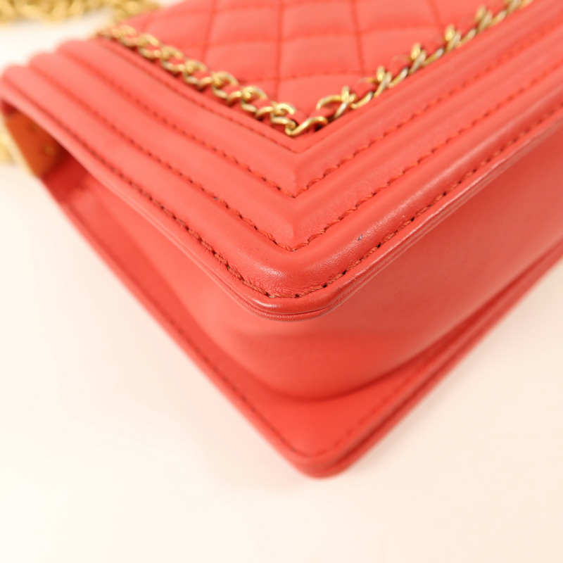 CHANEL 羊皮皮革Boy 25金扣鏈帶肩背袋-15