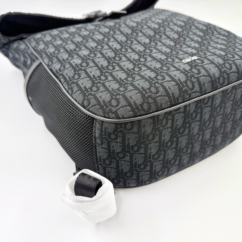 Dior8全新✨黑緹花捲蓋後背包1ESBA216YKY03EU-14