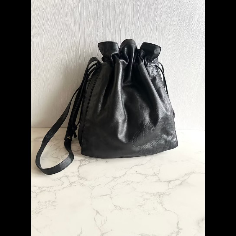 【LA LUNE】絕版中古包 Loewe黑色納帕皮革抽繩包 側背包 斜背包 單肩包 二手-0
