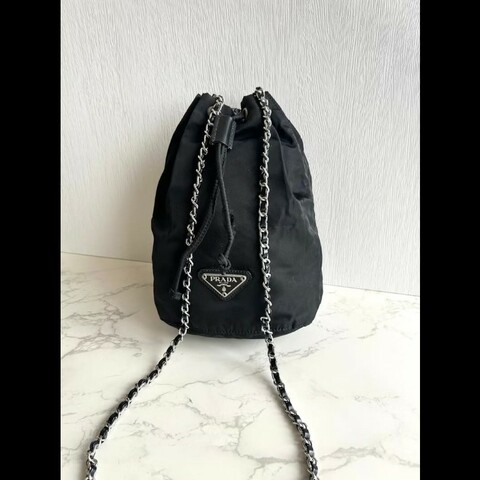 【LA LUNE】中古包 Prada黑銀鏈子迷你水桶包 側背包 斜背包 單肩包 二手包