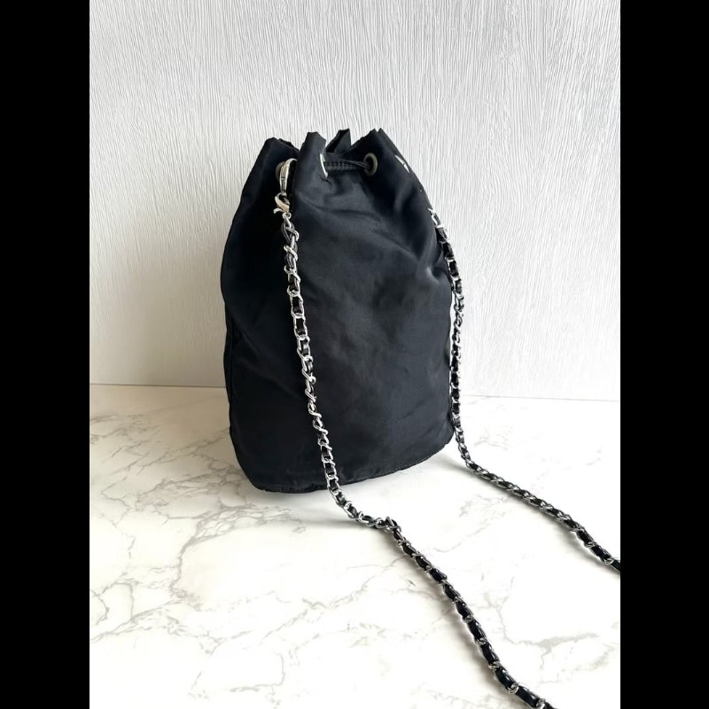 【LA LUNE】中古包 Prada黑銀鏈子迷你水桶包 側背包 斜背包 單肩包 二手包-3