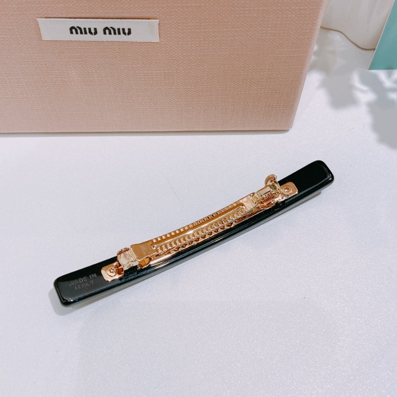TW4770 MiuMiu 髮夾 黑色Long Logo Hair Clip Black-2
