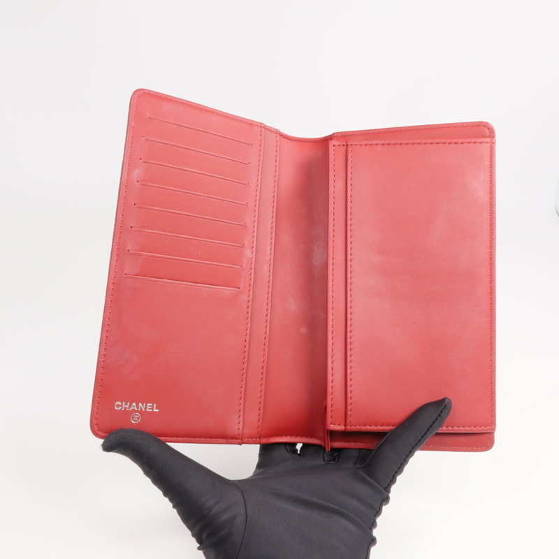 CHANEL 牛皮皮革Boy Long Wallet銀扣長錢包-6