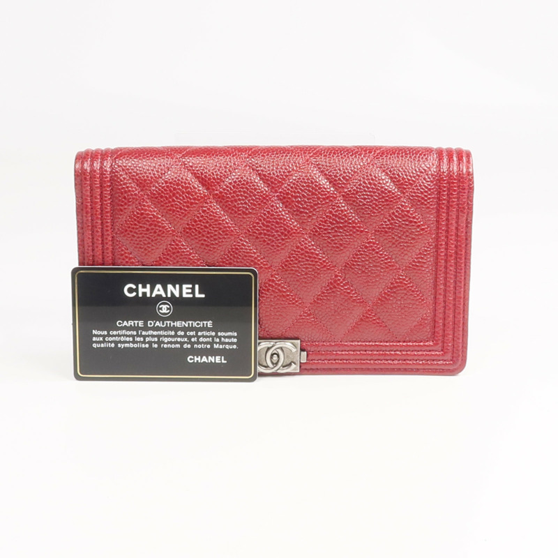 CHANEL 牛皮皮革Boy Long Wallet銀扣長錢包-19