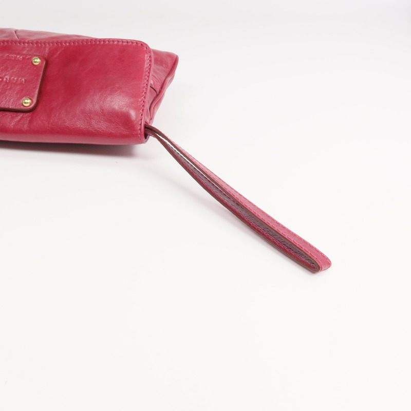 MARC JACOBS 牛皮皮革Pouch金扣手拿包-4