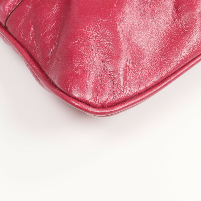 MARC JACOBS 牛皮皮革Pouch金扣手拿包-6