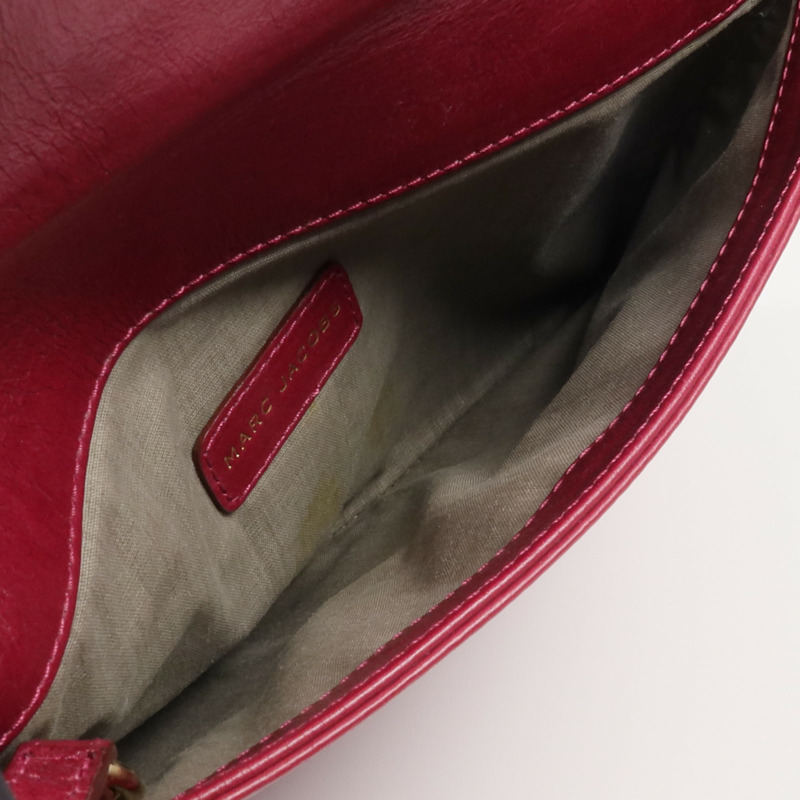 MARC JACOBS 牛皮皮革Pouch金扣手拿包-14