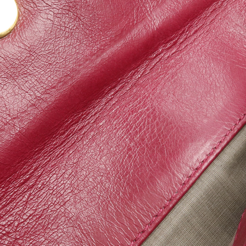 MARC JACOBS 牛皮皮革Pouch金扣手拿包-15